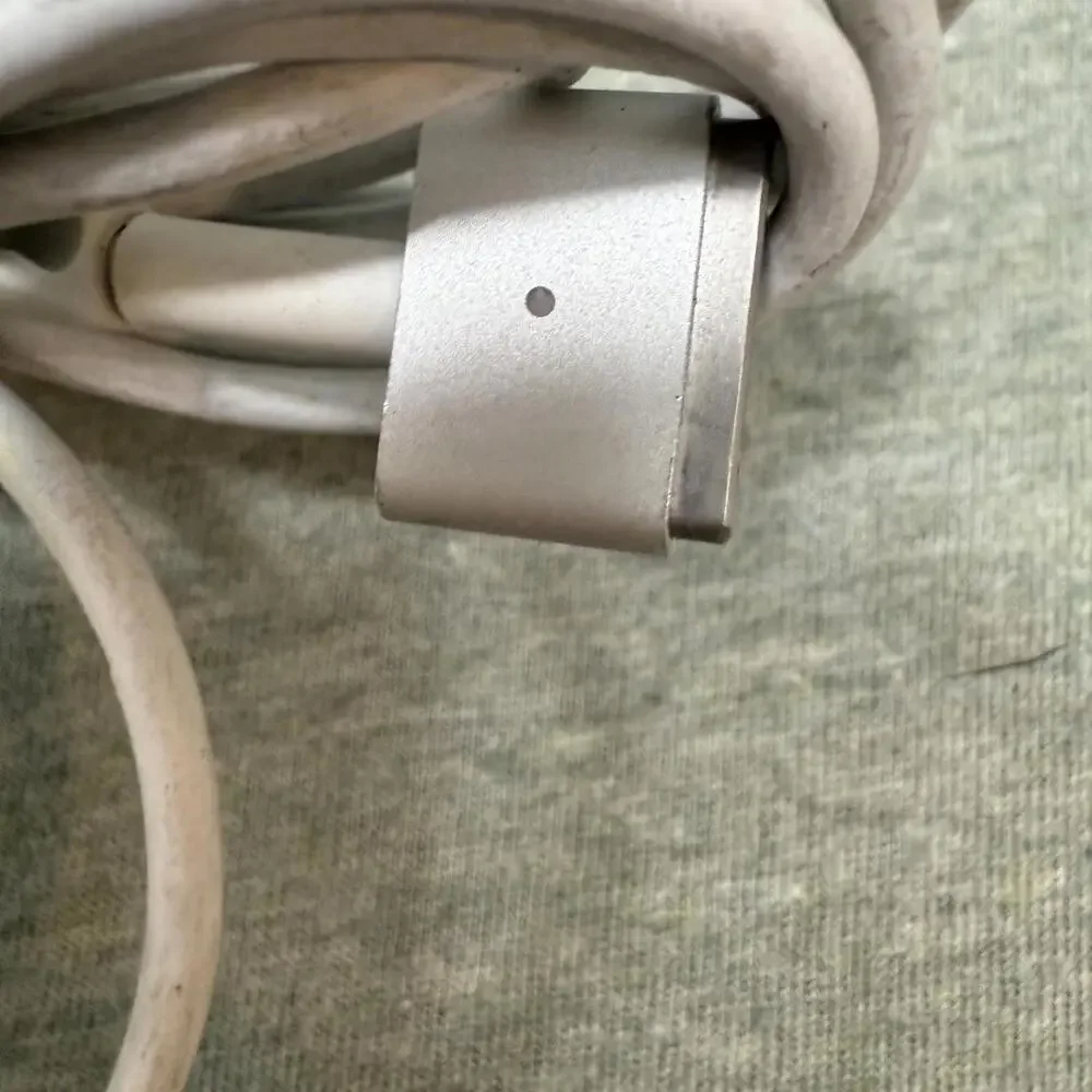 Apple Power Adapter Charger NSW25679